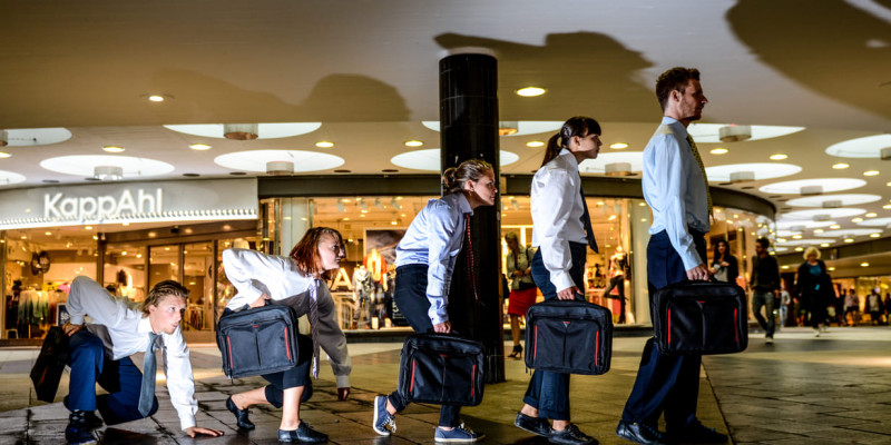 react_king_of_the_jungle_05